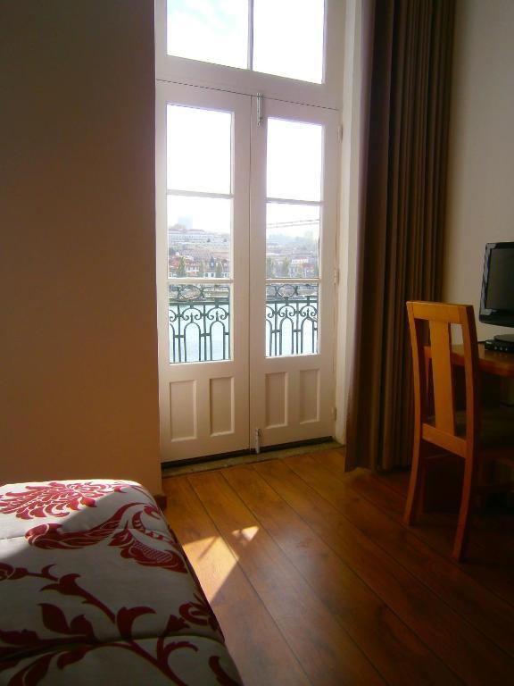 Apartamentos sobre o Douro OOporto Habitación foto
